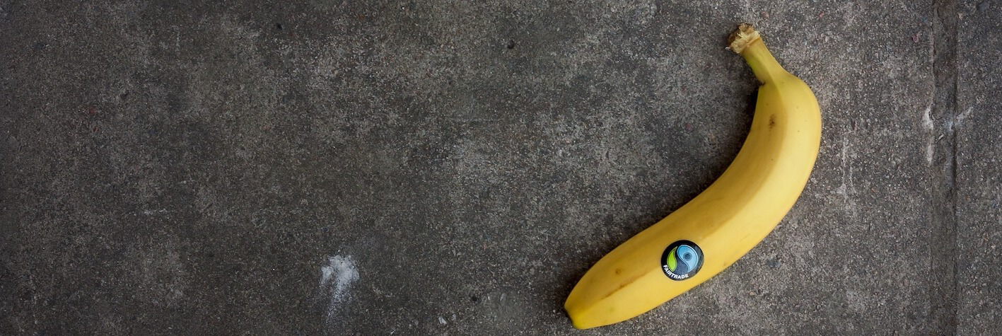 Banane mit Fairtradesiegel